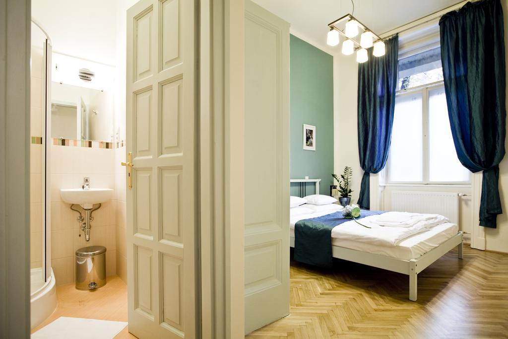Budapest Rooms Bed And Breakfast Bilik gambar